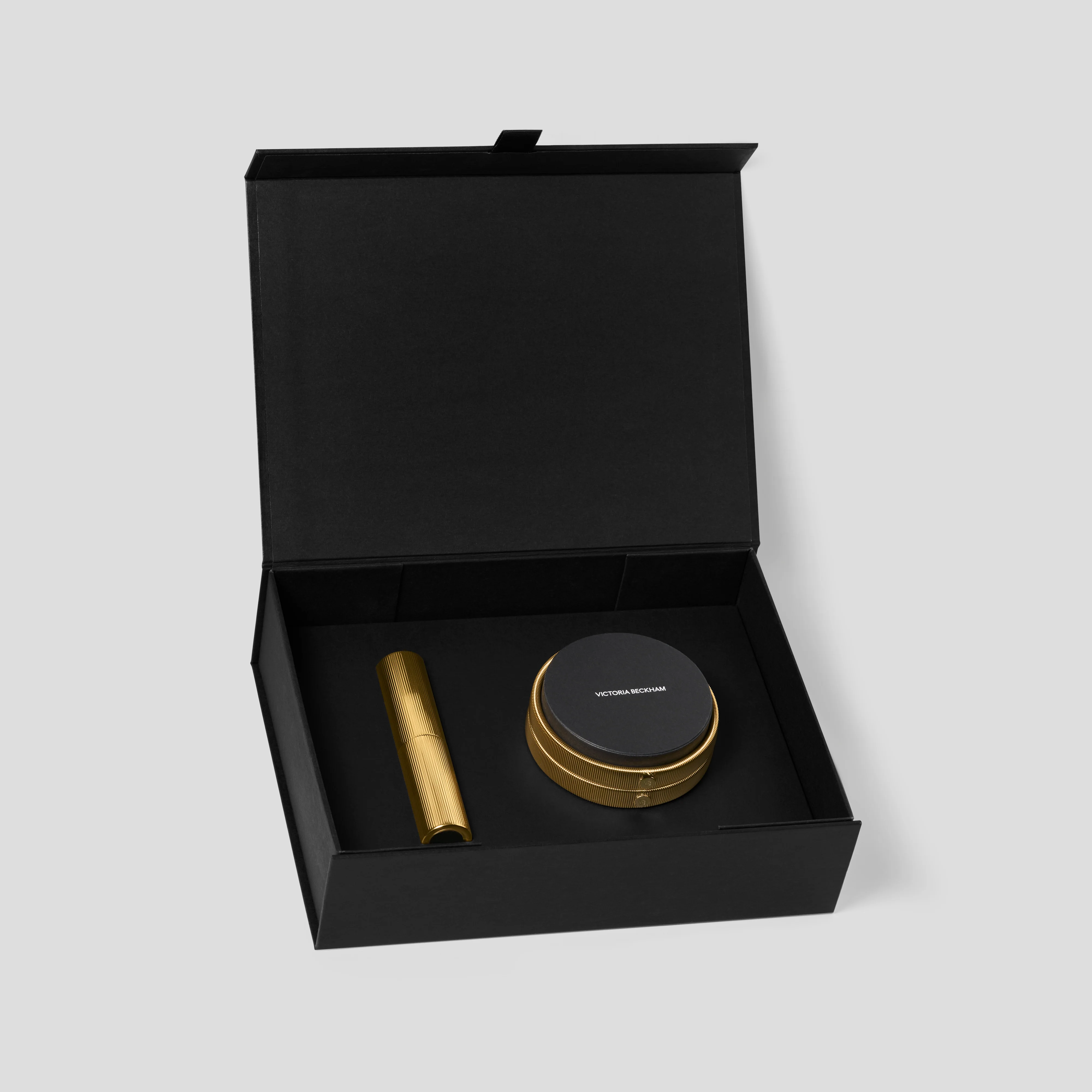 Signature Fluted Gold Set - Image 7