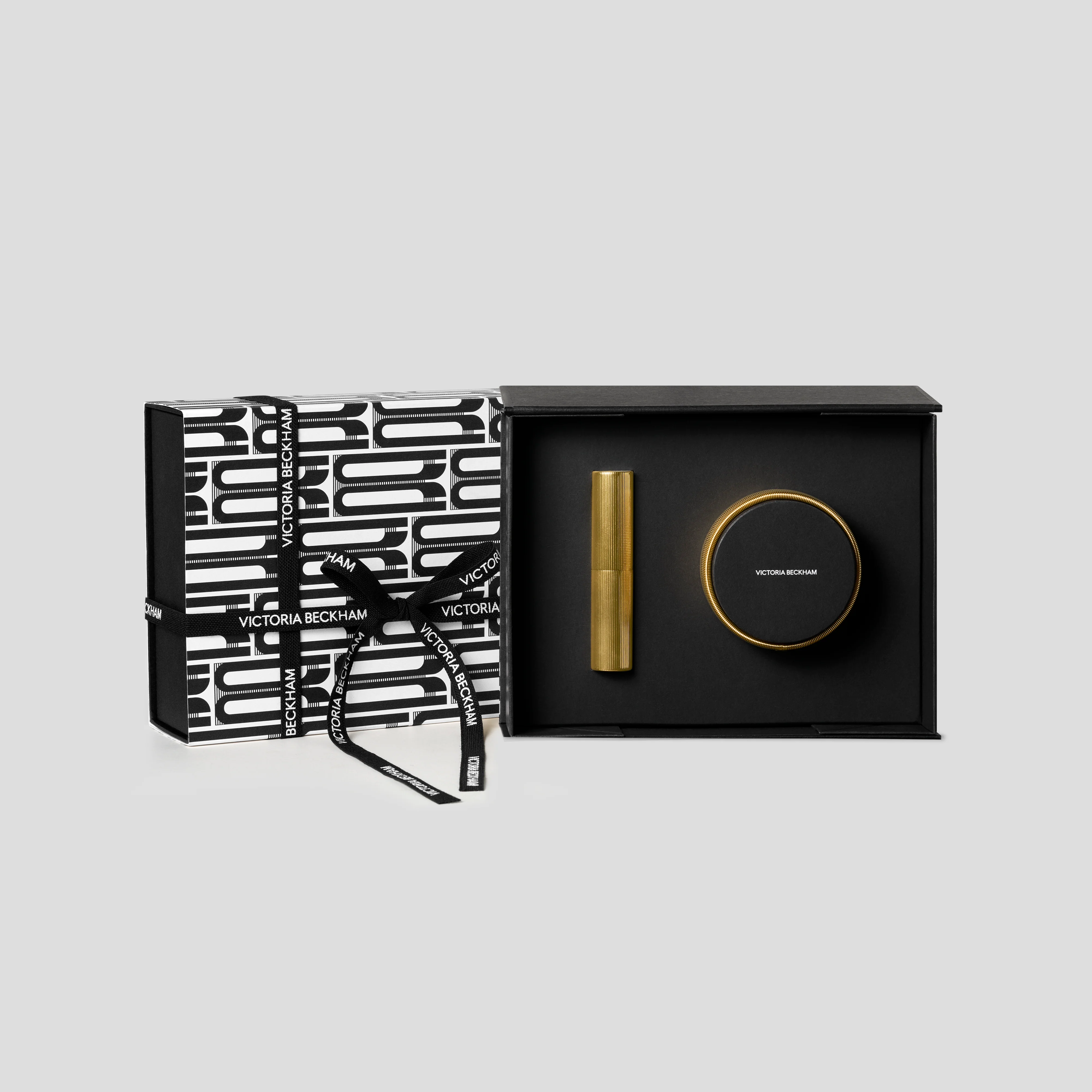 Signature Fluted Gold Set - Image 8